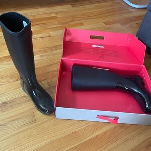 Hunter rain boots size 7